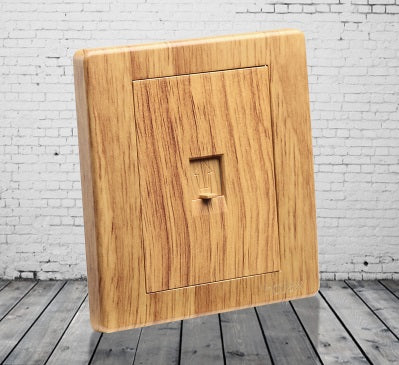 Baylor Series (Oak w/ Gold Dial)