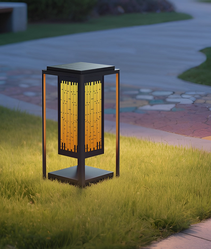 Tierra Lawn Light