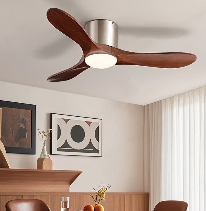 Verse Ceiling Fan with Light