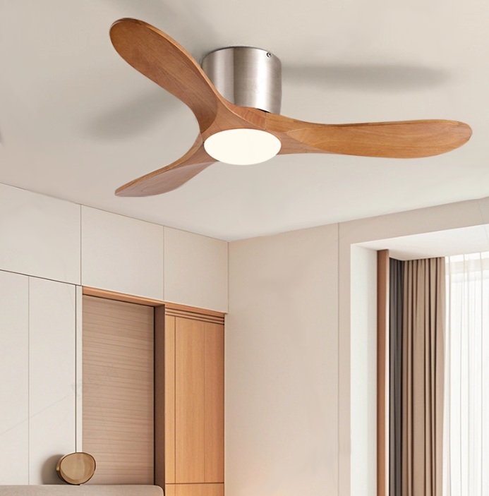 Verse Ceiling Fan with Light