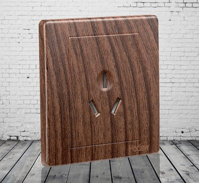 Mondo Retro Series (Walnut w/ Gold Dial)