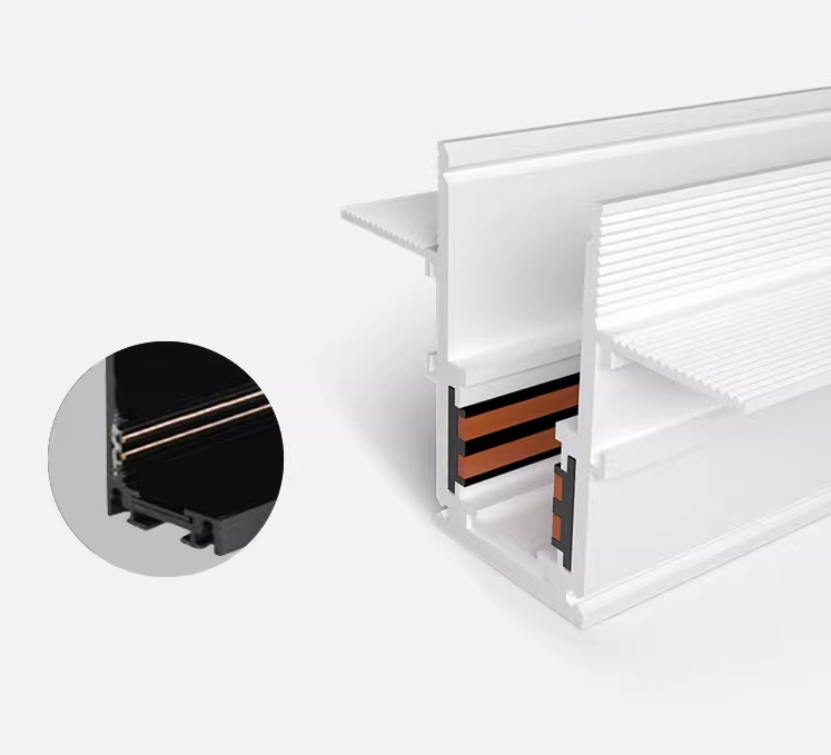 Lumec Magnetic Track Light