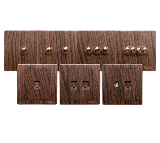 Mondo Retro Series (Walnut w/ Gold Dial)