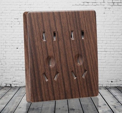 Mondo Retro Series (Walnut w/ Gold Dial)