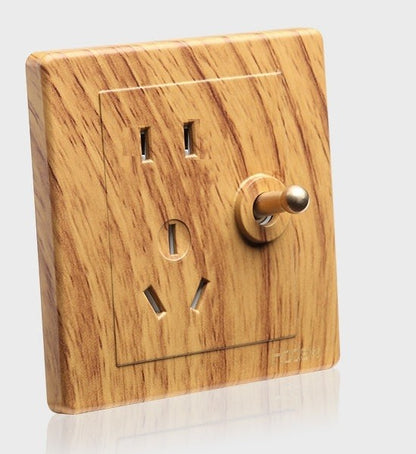 Mondo Retro Series (Oak w/ Gold Dial)