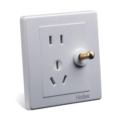 Mondo Retro Series (White w/ Gold Dial)