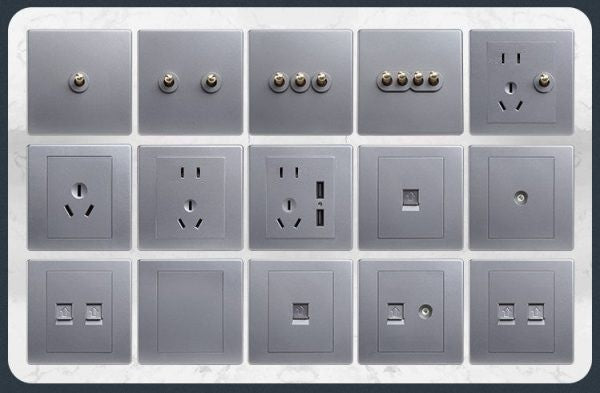 Mondo Retro Series (Silver w/ Gold Dial)