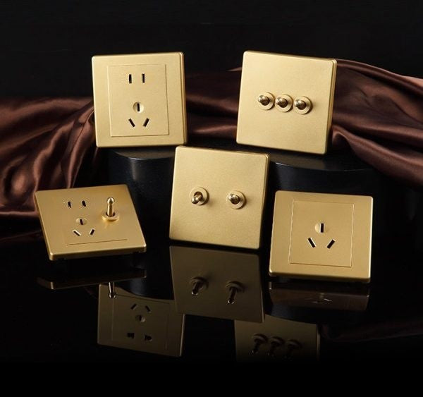 Mondo Retro Series (Gold)